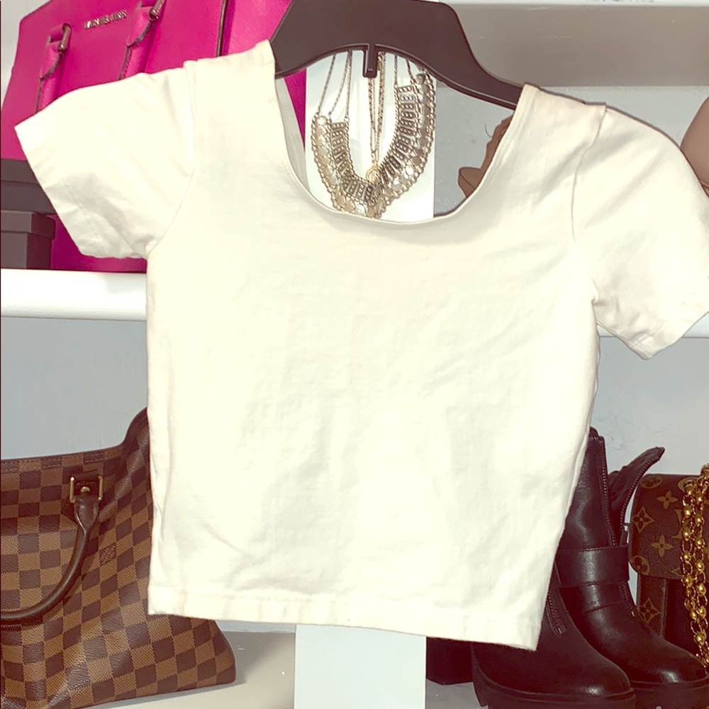 White crop top